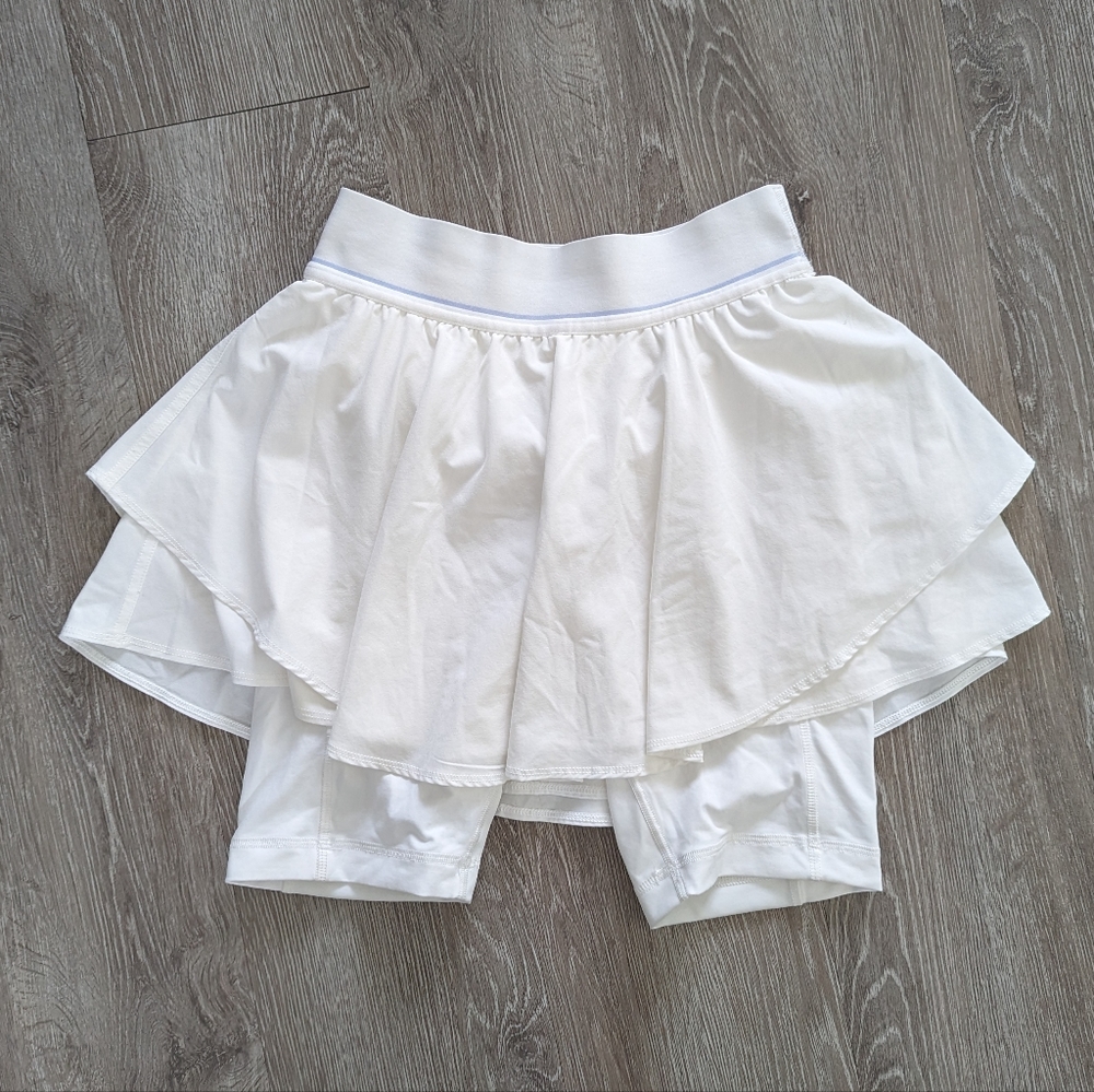 Lululemon Court Rival Tennis Skirt High-Rise Long Liner Size 4 White